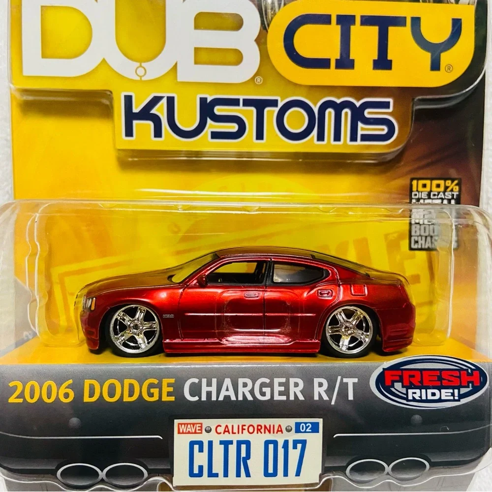 Jada Dub City Kustoms 2006 Dodge Charger R/T 1:64 Red